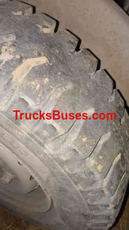 Mahindra Bolero Maxi Truck Images