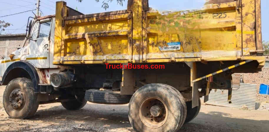 Tata 1613 image 3