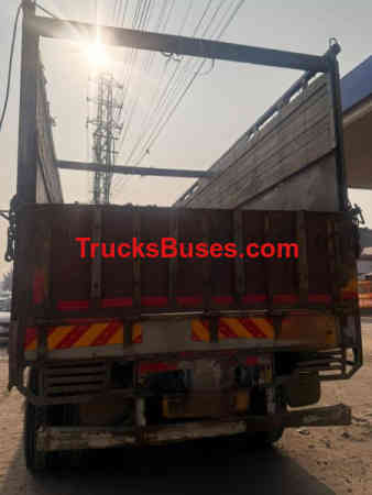 Tata 3118 image 4
