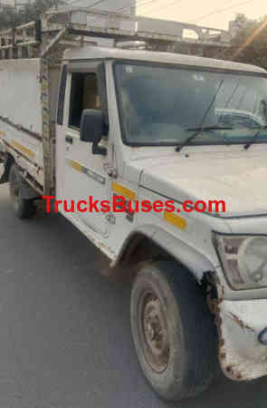 Mahindra Bolero Maxi Truck Images