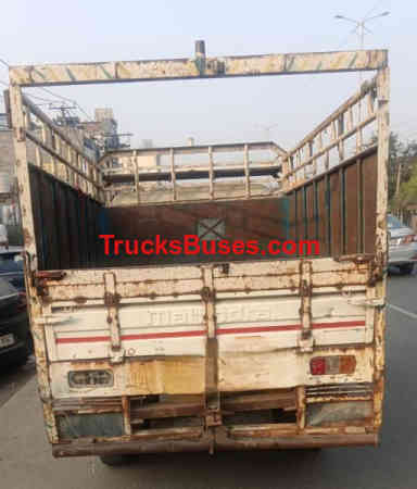 Mahindra Bolero Maxi Truck Images