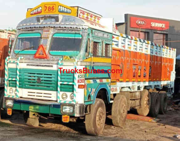 Ashok Leyland 4923 image 2