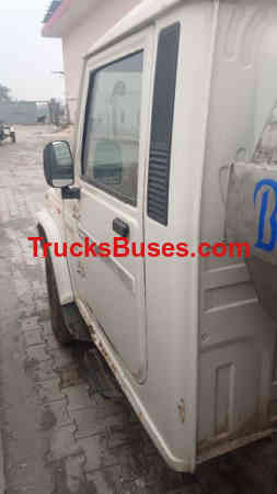 Mahindra Bolero Maxi Truck Images