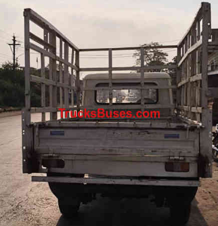 Mahindra Bolero Maxi Truck Images