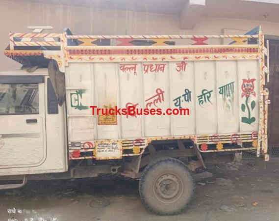 Mahindra Bolero Maxi Truck Images