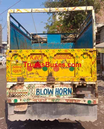 Mahindra Bolero Maxi Truck Images