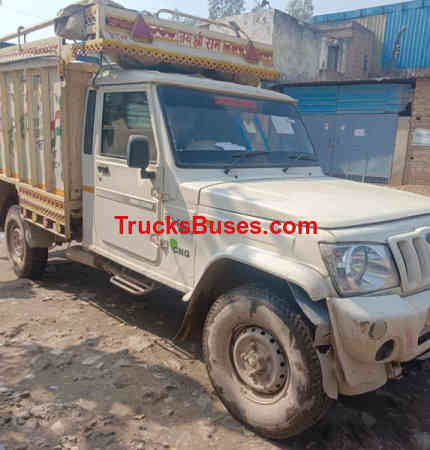 Mahindra Bolero Maxi Truck Images
