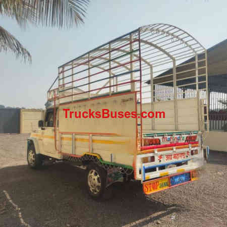 Mahindra Bolero Maxi Truck Images