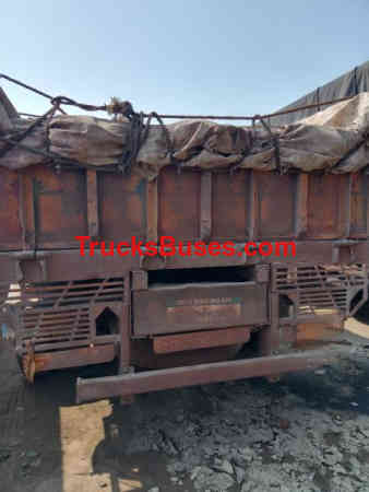 Ashok Leyland 3718 image 4