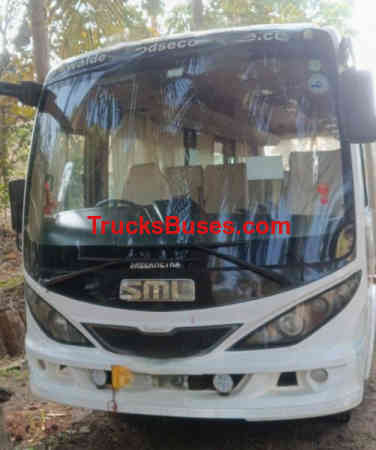 SML Isuzu Executive image 4