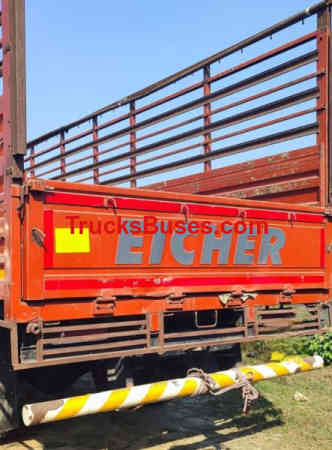 Eicher 3018 image 4