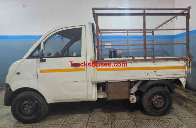 Mahindra Jeeto Mini Truck image 2