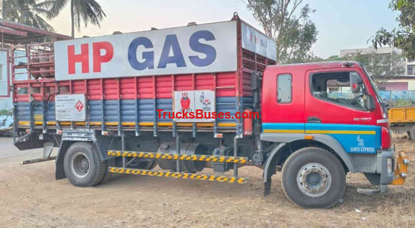 BharatBenz 1617 image 3