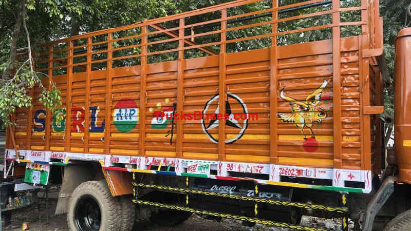 Tata 1109 image 2