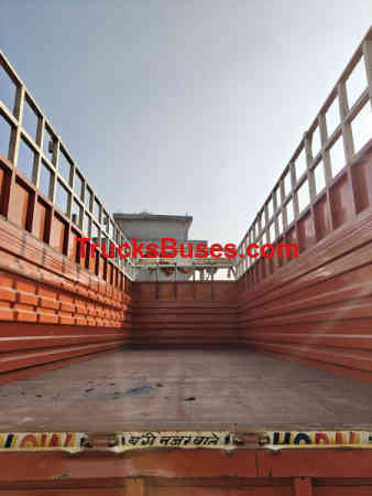 Eicher 3018 image 5
