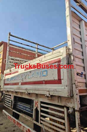 Ashok Leyland 1915 image 5