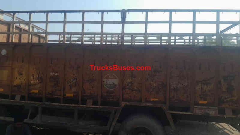 Ashok Leyland Ecomet 1214 image 4