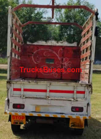 Mahindra Jeeto Mini Truck image 4