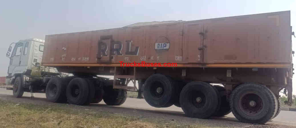 Ashok Leyland 4923 image 2