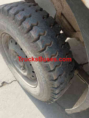 Tata Intra V10 image 4