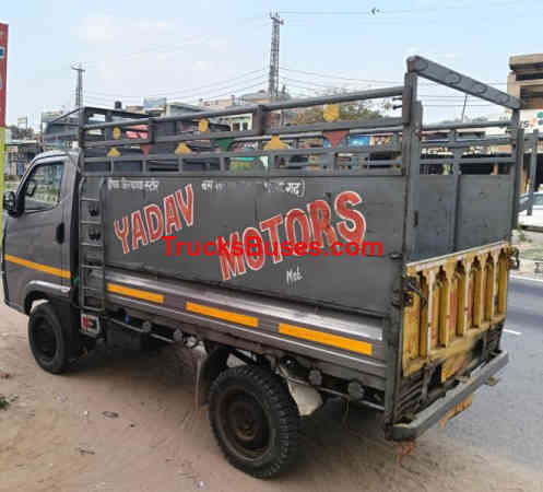 Tata Intra V10 image 2