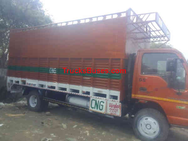 SML Isuzu Supreme image 2