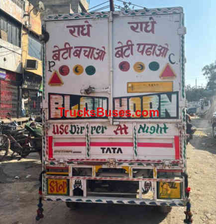 Tata Intra V20 image 4
