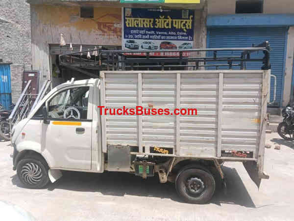 Mahindra Jeeto Mini Truck image 3