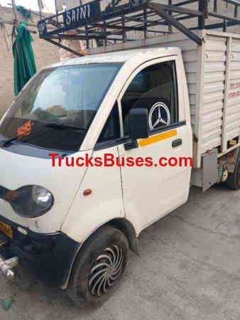 Mahindra Jeeto Mini Truck image 2