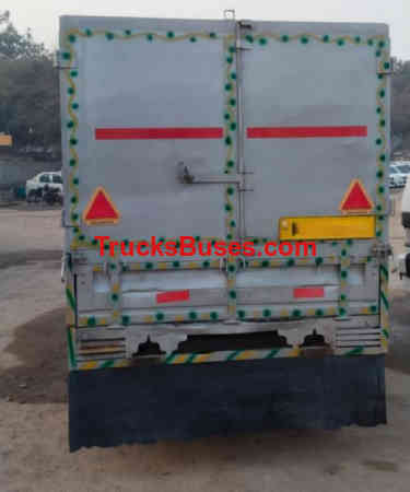 Tata Intra V10 image 4