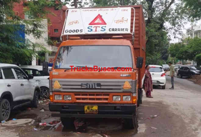 SML Isuzu Sartaj image 3