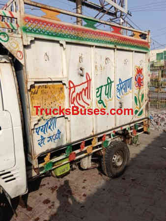 Maruti Suzuki Super Carry image 2