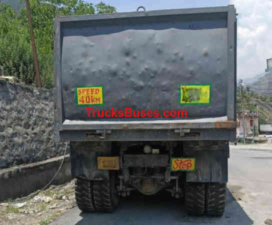 BharatBenz 2828C image 5