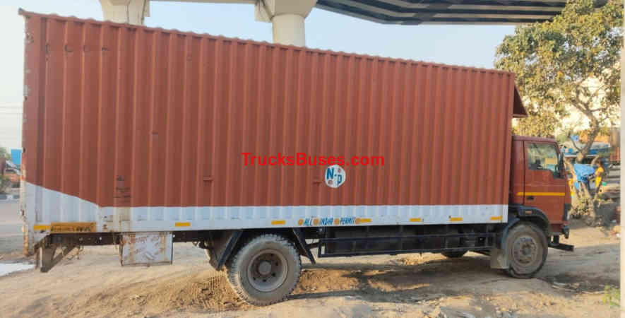 Tata 1512 image 3