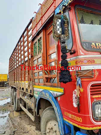 Tata 2518 Images