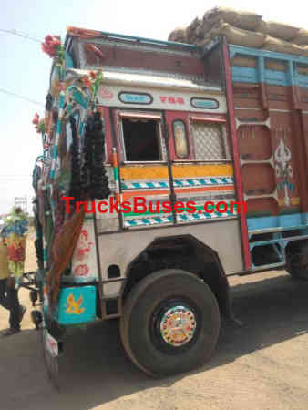 Tata 2518 Images