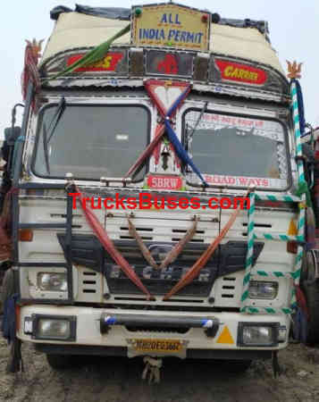 Eicher 5016 Images
