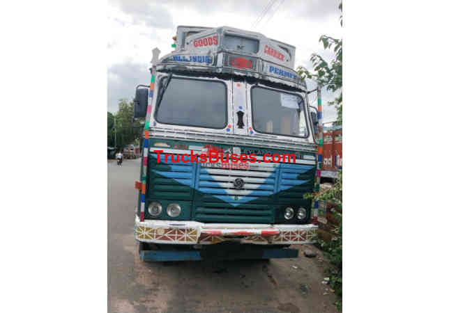 Ashok Leyland 3718 