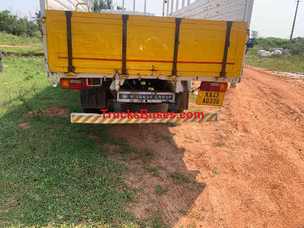 Ashok Leyland Partner 6 Tyre Images