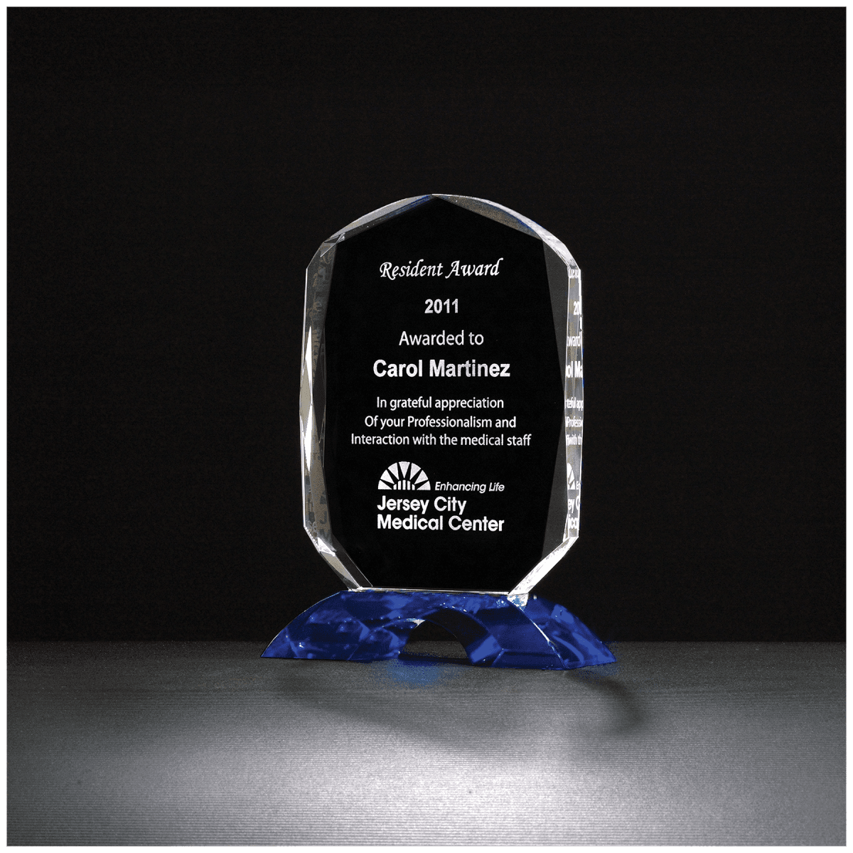 6 7/8" x 9 1/4" Diamond Series Clear Crystal Award with Cobalt Blue