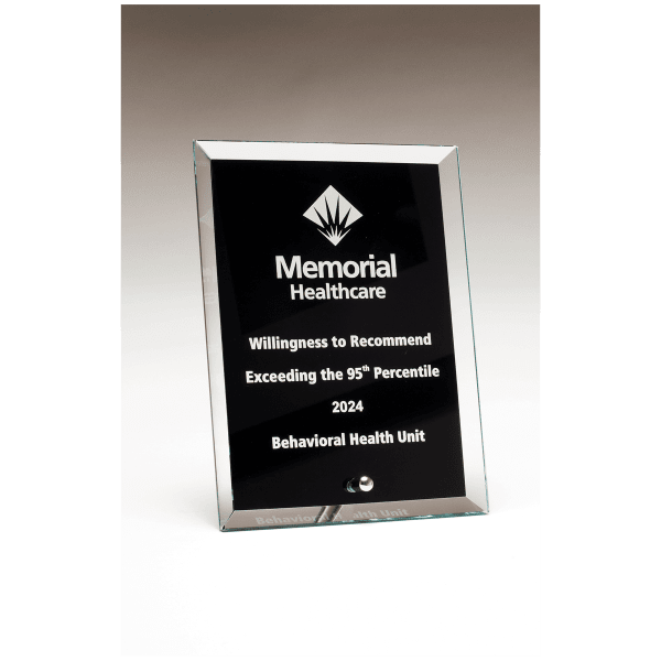 4" x 6" Clear Glass Plaque with Painted Black Background, Silv er Plated Easel Post