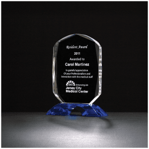 5 3/4″ x 7 5/8″ Diamond Series Clear Crystal Award with Cobalt Blue Crystal Base