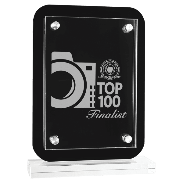 6 1/2″ x 8 3/4″ Black Floating Glass Standup Plaque