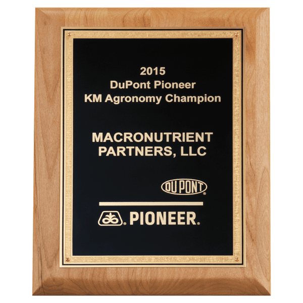 7″ x 9″ Natural Alder Wood Plaque with Black Textured Gold Florentine Bordered LaserFX Plate