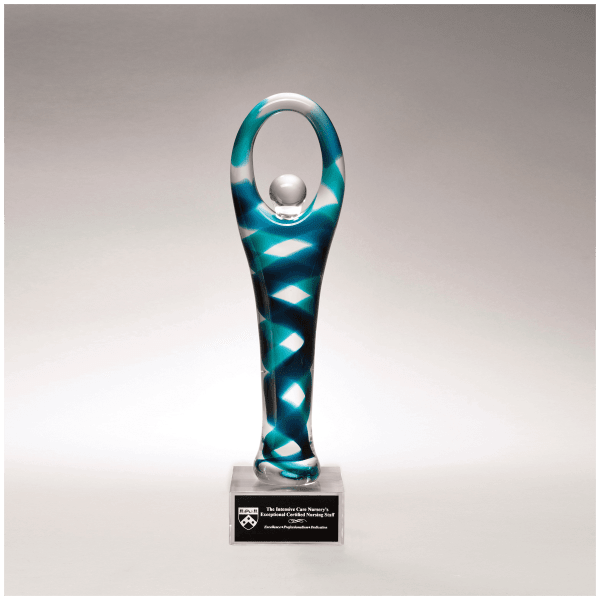 12 1/4″ Victory Art Glass on Clear Glass Base with Black Laserable Aluminum Plate