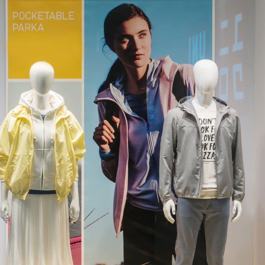 Avery Dennison 54" x 50 YD Matte MPI 2920 Permanent StaFlat Calendered Film