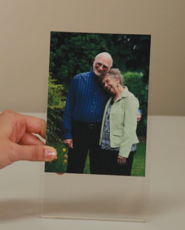 5" x 7" Clear Plexiglass Foldover