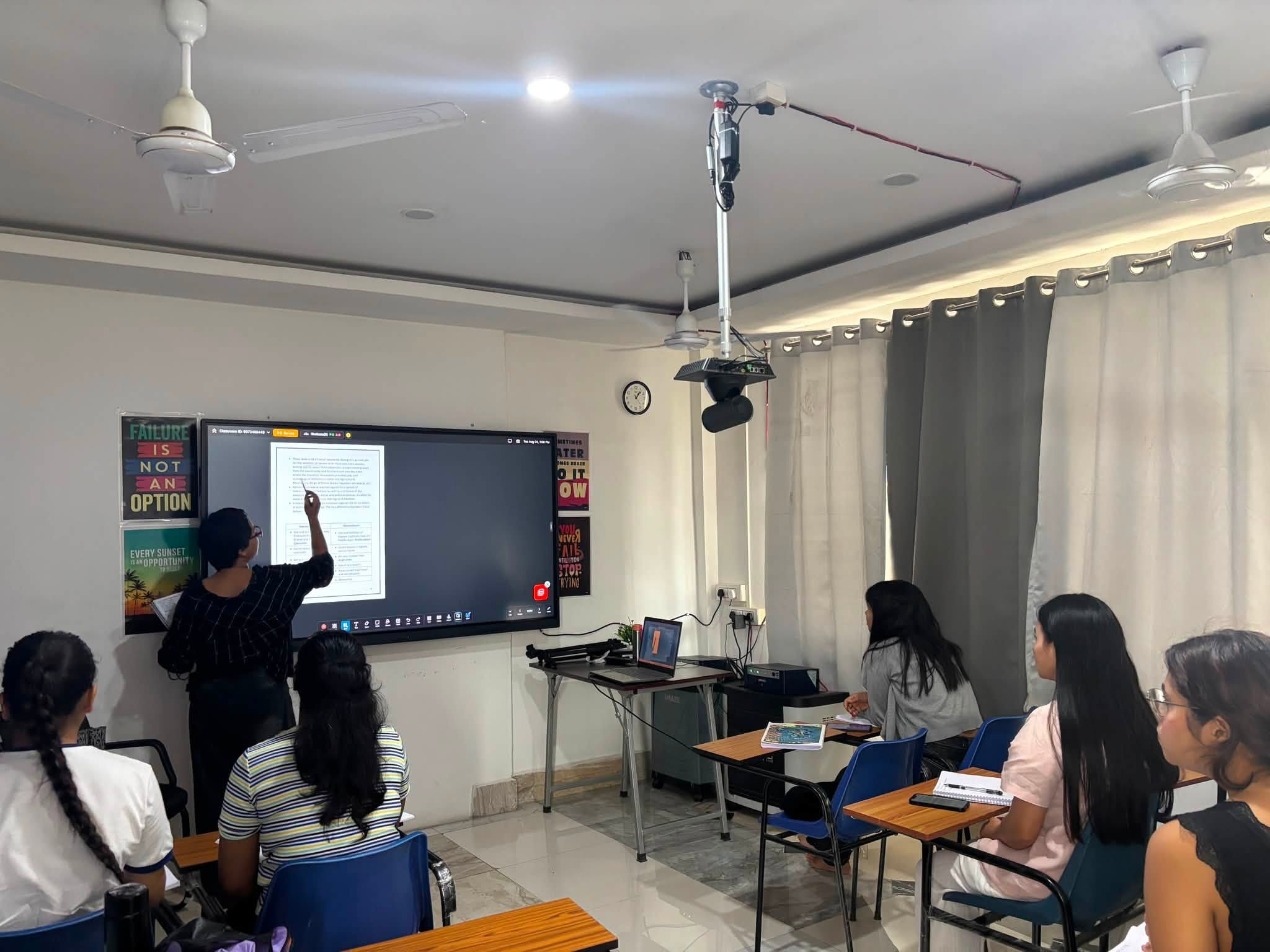 Dedicated Classroom & Mentorship Sessions