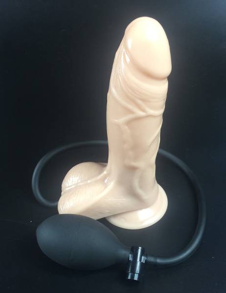 oppompbare-dildo-met-zuigvoet-huidskleur-(1421)