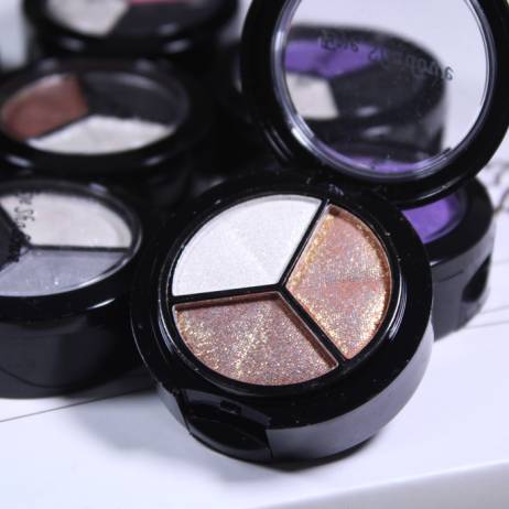 Tricolor naked palette eyeshadow 1pcs the balm Smoky makeup Sugarbox Brands High Quality! EY68